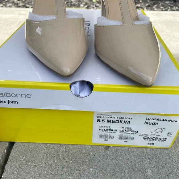 Worthington nude dress heels. 8.5M - Picture 3 of 6